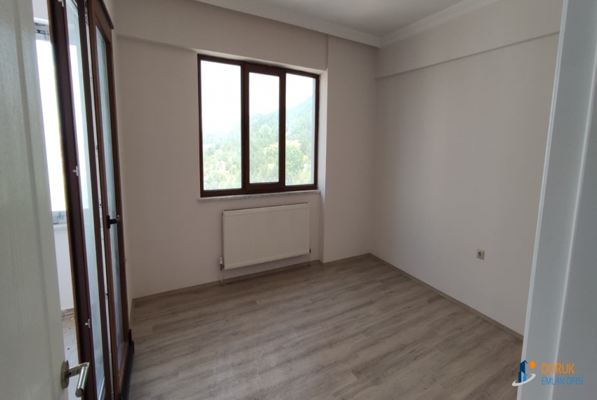 Doruk Emlak Ofisi > DORUK EMLAK OFİSİNDEN ŞEHR-İ ŞAHANE SİTESİ'NDE TERAS BALKONLU LÜKS KİRALIK 2+1 DAİRE
