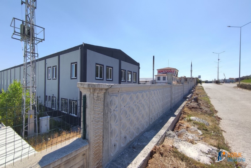 Doruk Emlak Ofisi > DORUK EMLAK OFİSİNDEN MERKEZ ORGANİZE SANAYİ BÖLGESİNDE ANA CADDE KENARI TEŞVİKLİ KİRALIK FABRİKA BİNASI