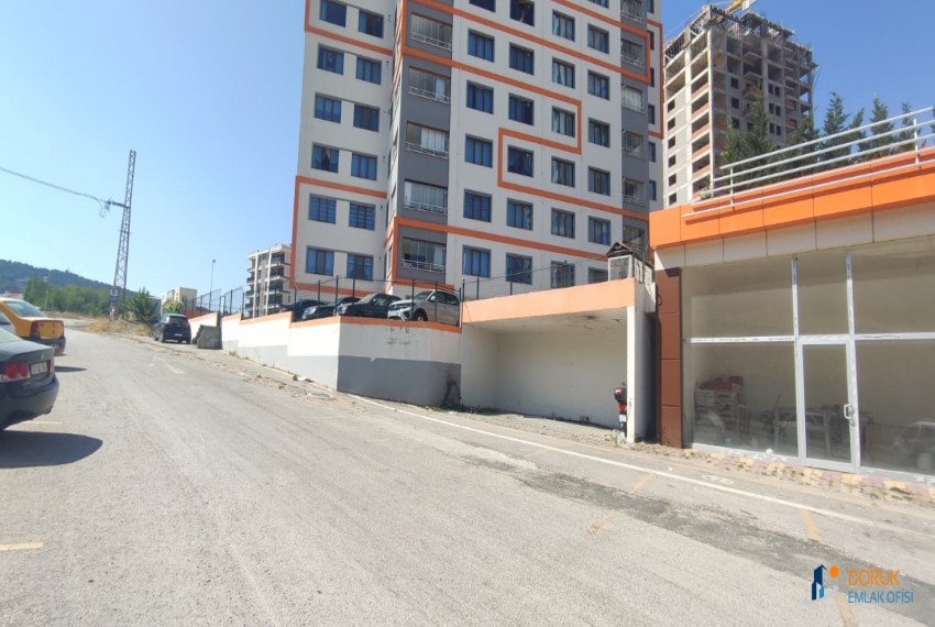 Doruk Emlak Ofisi > DORUK EMLAK'TAN ŞEHRİ ŞAHANE SİTESİ'NDE SATILIK 55 M² TİCARİ DÜKKAN