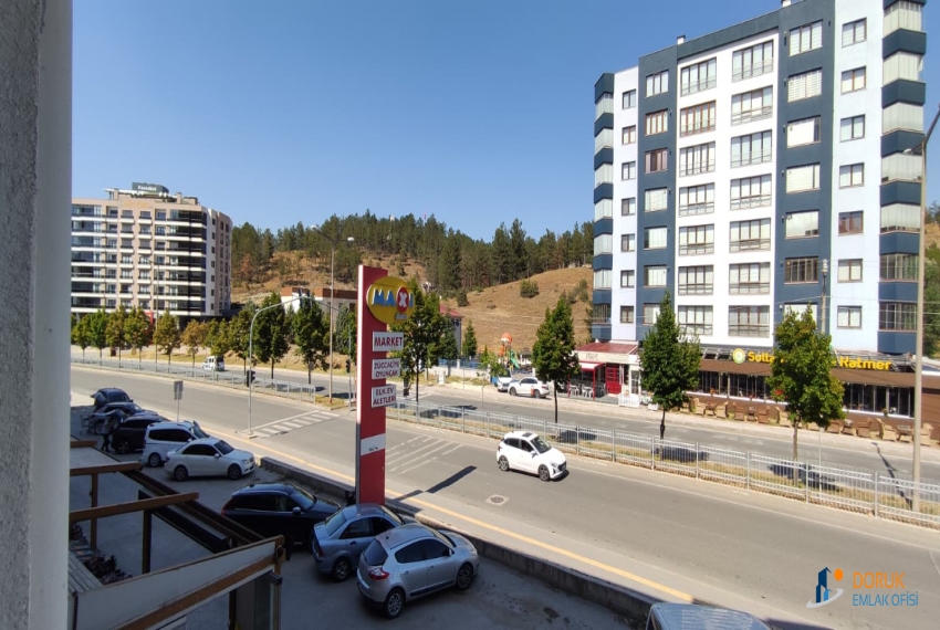 Doruk Emlak Ofisi > DORUK EMLAKTAN SARAÇLAR MAHALLESİ PARK MANZARA GÜNEYLİ KONUTLARI SATILIK 4+1 DAİRE
