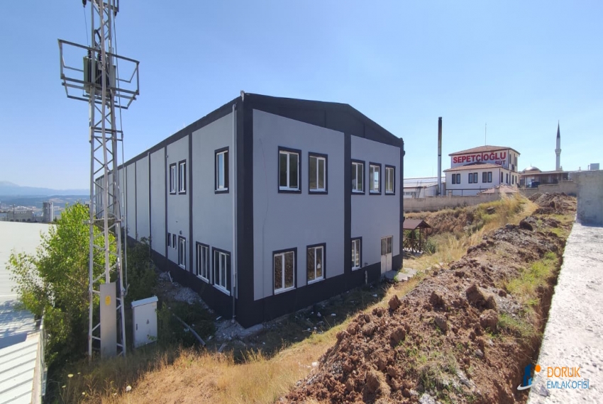 Doruk Emlak Ofisi > DORUK EMLAK OFİSİNDEN MERKEZ ORGANİZE SANAYİ BÖLGESİNDE ANA CADDE KENARI TEŞVİKLİ KİRALIK FABRİKA BİNASI