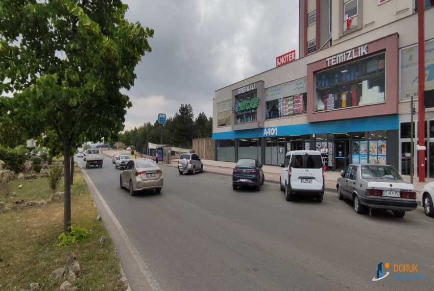 Doruk Emlak Ofisi > DORUK EMLAK OFİSİNDEN ŞİMAL PLAZA'DA KİRALIK TAM EŞYALI 2+1 OFİS / BÜRO