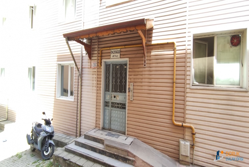 Doruk Emlak Ofisi > DORUK EMLAK OFİSİNDEN SALI PAZARI İNCEOĞLU APARTMANI'NDA SATILIK 3+1 DAİRE