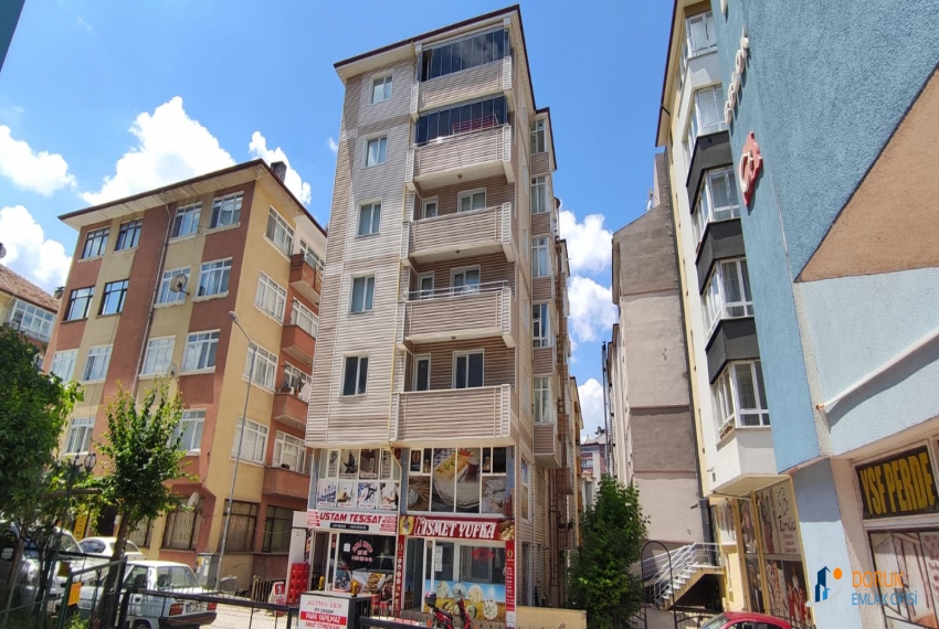 Doruk Emlak Ofisi > DORUK EMLAK OFİSİNDEN SALI PAZARI İNCEOĞLU APARTMANI'NDA SATILIK 3+1 DAİRE