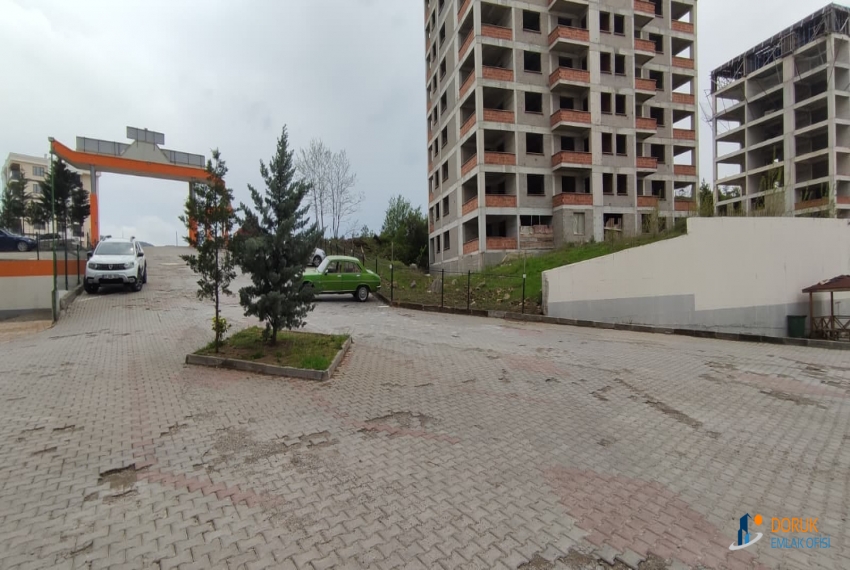 Doruk Emlak Ofisi > DORUK EMLAK OFİSİNDEN ŞEHR-İ ŞAHANE SİTESİ'NDE ÖZEL DEKORASYONLU KİRALIK 2,5+1 LÜKS DAİRE