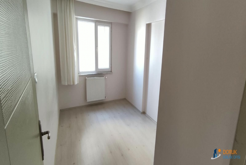 Doruk Emlak Ofisi > DORUK EMLAKTAN OLUKBAŞI SARAÇLAR MAHALLESİ GÜLŞEN APARTMANINDA SATILIK 2+1 DAİRE