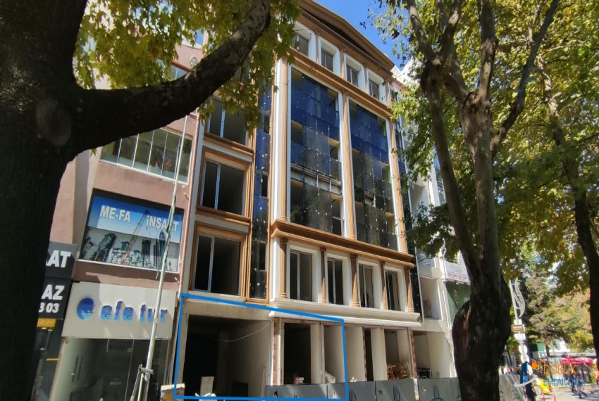 Doruk Emlak Ofisi > DORUK EMLAK OFİSİNDEN ÇARŞI MERKEZDE ANACADDE ÜZERİNDE BARUTÇUOĞLU AVM KARŞISINDA KİRALIK DÜKKANLAR