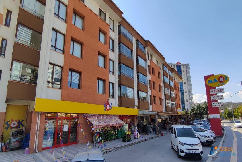 Doruk Emlak Ofisi > DORUK EMLAKTAN SARAÇLAR MAHALLESİ PARK MANZARA GÜNEYLİ KONUTLARI SATILIK 4+1 DAİRE