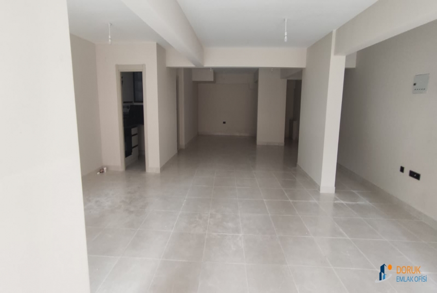 Doruk Emlak Ofisi > DORUK EMLAK OFİSİNDEN MÜTEVELLİ PARLA'DA 100M2 KİRALIK DÜKKAN
