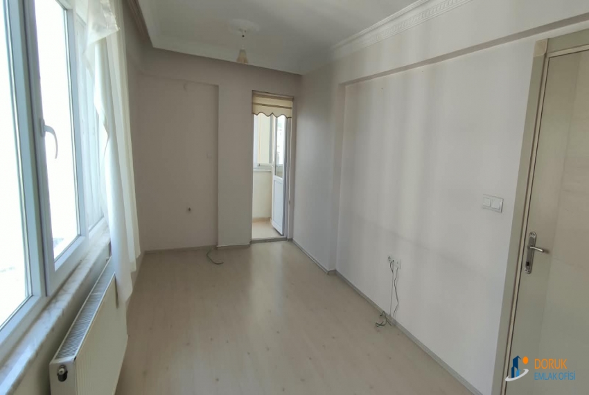 Doruk Emlak Ofisi > DORUK EMLAKTAN OLUKBAŞI SARAÇLAR MAHALLESİ GÜLŞEN APARTMANINDA SATILIK 2+1 DAİRE