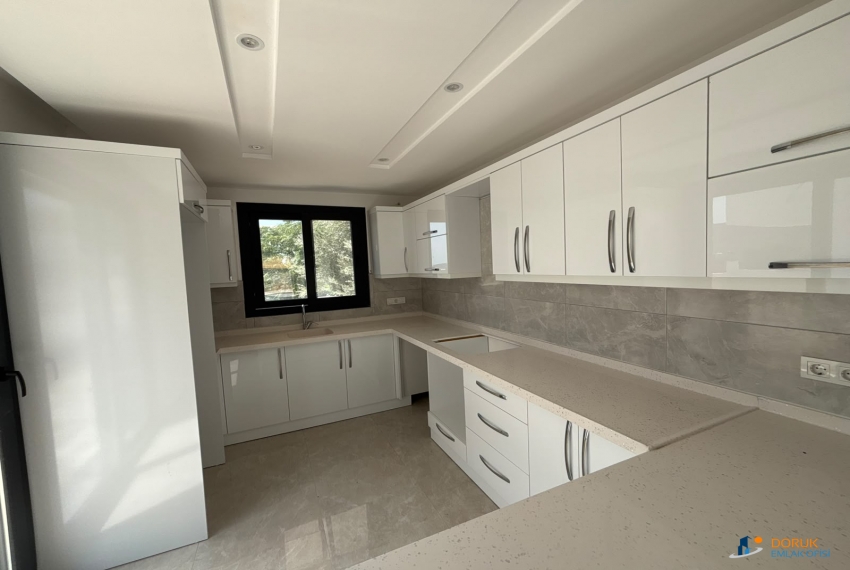 Doruk Emlak Ofisi > DORUK EMLAK OFİSİNDEN AYDIN DİDİM'DE 330 M² BAHÇELİ MÜSTAKİL HAVUZLU LÜKS 3+1 VİLLALAR