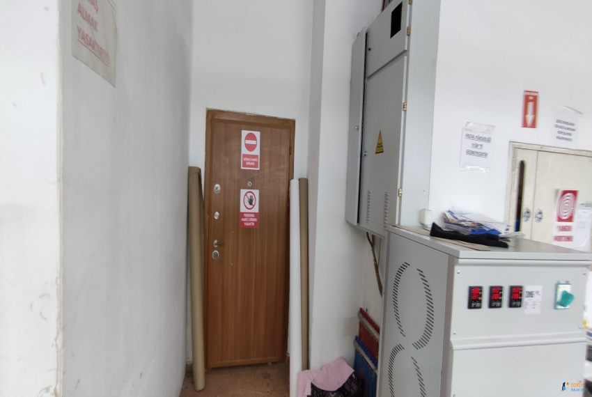 Doruk Emlak Ofisi > DORUK EMLAK OFİSİNDEN CANDAROĞULLARI MAHALLESİ HUKUKÇULAR İŞ MERKEZİNDE 1.500 M2 YÜKSEK KİRA GETİRİLİ GENİŞ SATILIK DÜKKAN