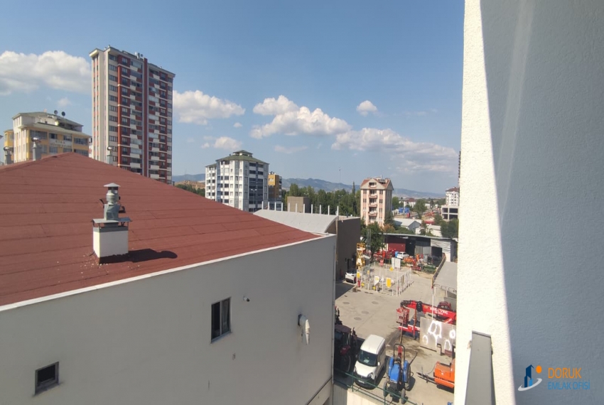 Doruk Emlak Ofisi > DORUK EMLAK OFİSİNDEN TAŞKÖPRÜ YOLU ÜZERİNDE HEDEF APARTMANINDA GENİŞ METREKARELİ LÜKS TERASLI 2+1 SIFIR SATILIK DAİRE