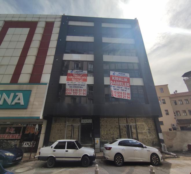 DORUK EMLAK OFİSİNDEN ŞEHİR MERKEZİNDE MÜTEVELLİ İŞ MERKEZİNDE ANA CADDE ÜZERİNDE KİRALIK KAT